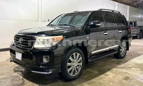 Buy Used Toyota Land Cruiser Black Car in Chbar Mon in Kampong Speu Province Buy Used Toyota Land Cruiser Black Car in Chbar Mon in Kampong Speu Province