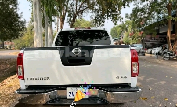 Buy Used Nissan Frontier White Car in Chbar Mon in Kampong Speu Province Buy Used Nissan Frontier White Car in Chbar Mon in Kampong Speu Province