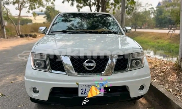 Buy Used Nissan Frontier White Car in Chbar Mon in Kampong Speu Province Buy Used Nissan Frontier White Car in Chbar Mon in Kampong Speu Province