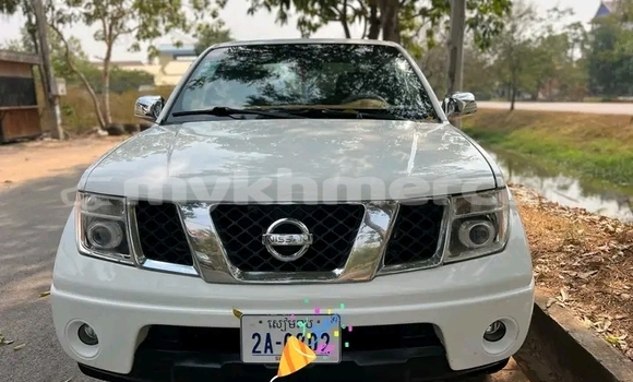 Buy Used Nissan Frontier White Car in Chbar Mon in Kampong Speu Province Buy Used Nissan Frontier White Car in Chbar Mon in Kampong Speu Province