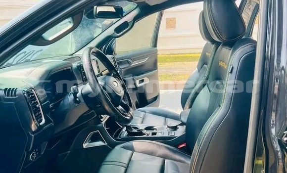 Buy Used Ford Windstar Black Car in Chbar Mon in Kampong Speu Province Buy Used Ford Windstar Black Car in Chbar Mon in Kampong Speu Province