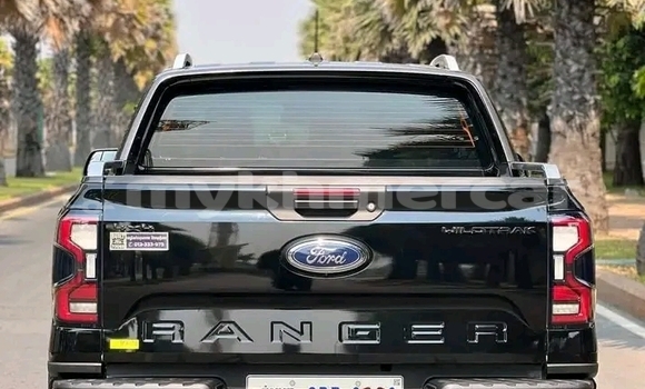 Buy Used Ford Windstar Black Car in Chbar Mon in Kampong Speu Province Buy Used Ford Windstar Black Car in Chbar Mon in Kampong Speu Province