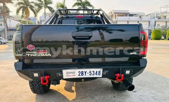 Buy Used Toyota Tacoma Black Car in Chbar Mon in Kampong Speu Province Buy Used Toyota Tacoma Black Car in Chbar Mon in Kampong Speu Province