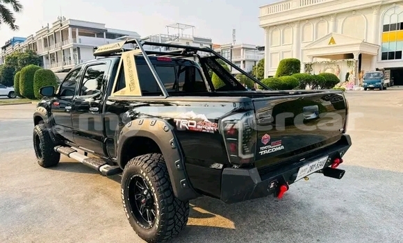 Buy Used Toyota Tacoma Black Car in Chbar Mon in Kampong Speu Province Buy Used Toyota Tacoma Black Car in Chbar Mon in Kampong Speu Province