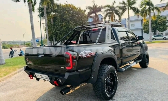 Buy Used Toyota Tacoma Black Car in Chbar Mon in Kampong Speu Province Buy Used Toyota Tacoma Black Car in Chbar Mon in Kampong Speu Province