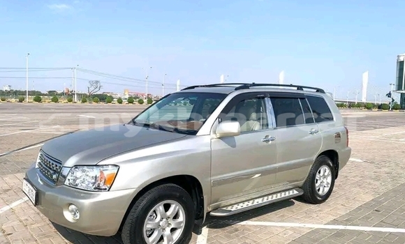 Buy Used Toyota Highlander Other Car in Chbar Mon in Kampong Speu Province Buy Used Toyota Highlander Other Car in Chbar Mon in Kampong Speu Province