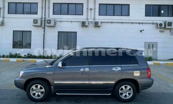 Buy Used Toyota Highlander Other Car in Chbar Mon in Kampong Speu Province Buy Used Toyota Highlander Other Car in Chbar Mon in Kampong Speu Province
