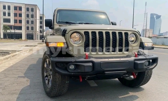 Buy Used Jeep Wrangler Green Car in Chbar Mon in Kampong Speu Province Buy Used Jeep Wrangler Green Car in Chbar Mon in Kampong Speu Province