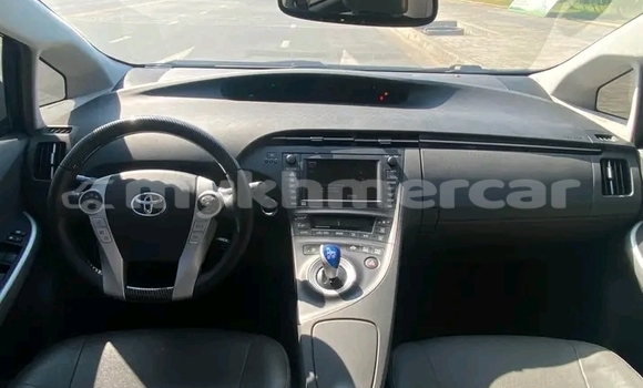 Buy Used Toyota Prius Blue Car in Chbar Mon in Kampong Speu Province Buy Used Toyota Prius Blue Car in Chbar Mon in Kampong Speu Province