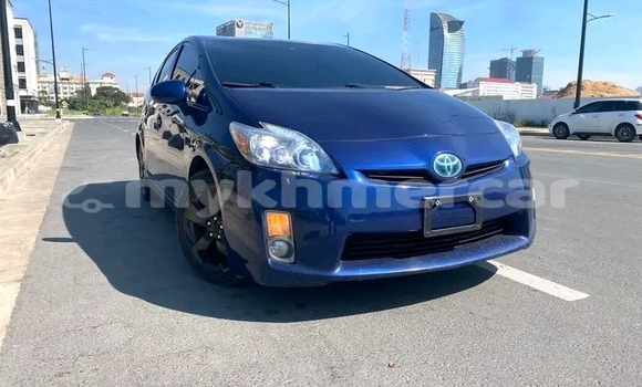 Buy Used Toyota Prius Blue Car in Chbar Mon in Kampong Speu Province Buy Used Toyota Prius Blue Car in Chbar Mon in Kampong Speu Province