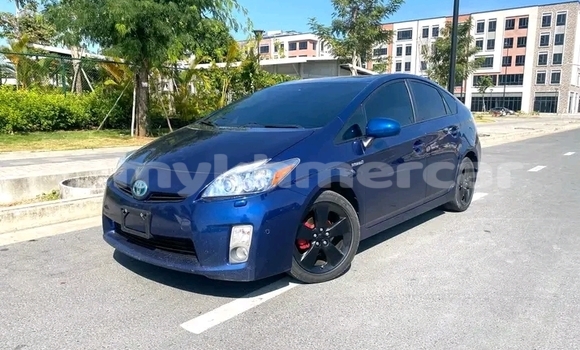 Buy Used Toyota Prius Blue Car in Chbar Mon in Kampong Speu Province Buy Used Toyota Prius Blue Car in Chbar Mon in Kampong Speu Province
