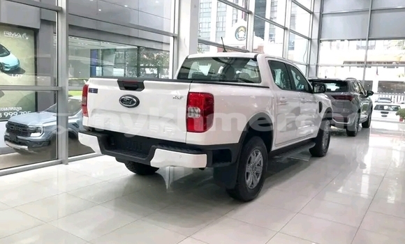 Buy Used Ford Ranger (North America) White Car in Cheom Ksan in Preah Vihear Province Buy Used Ford Ranger (North America) White Car in Cheom Ksan in Preah Vihear Province