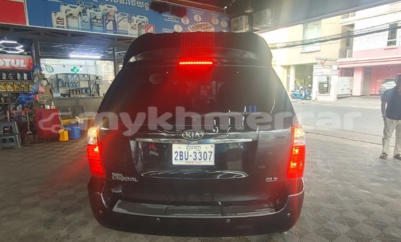 Buy Used Kia Carnival Black Car in Phnom Penh in Phnom Penh Buy Used Kia Carnival Black Car in Phnom Penh in Phnom Penh