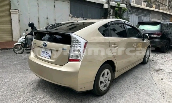 Acheter Occasion Voiture Toyota Prius Autre à Chbar Mon, Kampong Speu Province Acheter Occasion Voiture Toyota Prius Autre à Chbar Mon, Kampong Speu Province