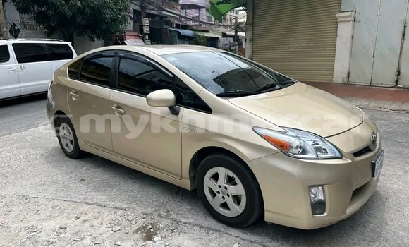 Acheter Occasion Voiture Toyota Prius Autre à Chbar Mon, Kampong Speu Province Acheter Occasion Voiture Toyota Prius Autre à Chbar Mon, Kampong Speu Province