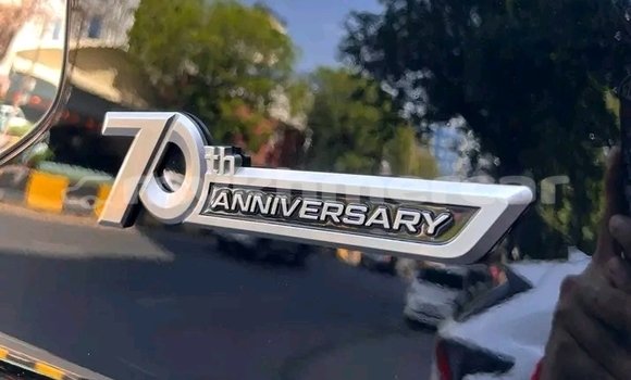 Acheter Occasion Voiture Toyota Land Cruiser Noir à Chbar Mon, Kampong Speu Province Acheter Occasion Voiture Toyota Land Cruiser Noir à Chbar Mon, Kampong Speu Province