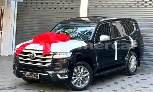 Acheter Occasion Voiture Toyota Land Cruiser Noir à Chbar Mon, Kampong Speu Province Acheter Occasion Voiture Toyota Land Cruiser Noir à Chbar Mon, Kampong Speu Province