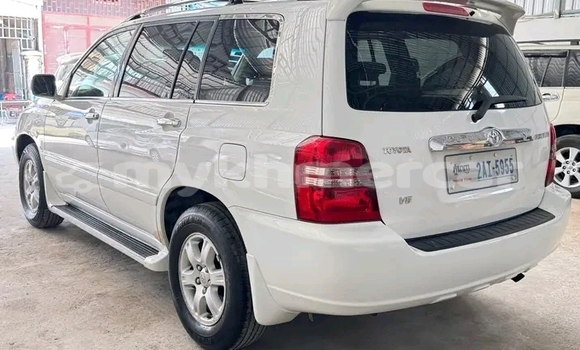 ទិញ បានប្រើ Toyota Highlander White ឡាន} ក្នុង Chbar Mon ក្នុង Kampong Speu Province ទិញ បានប្រើ Toyota Highlander White ឡាន} ក្នុង Chbar Mon ក្នុង Kampong Speu Province