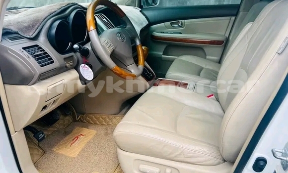ទិញ បានប្រើ Lexus RX 330 White ឡាន} ក្នុង Chbar Mon ក្នុង Kampong Speu Province ទិញ បានប្រើ Lexus RX 330 White ឡាន} ក្នុង Chbar Mon ក្នុង Kampong Speu Province