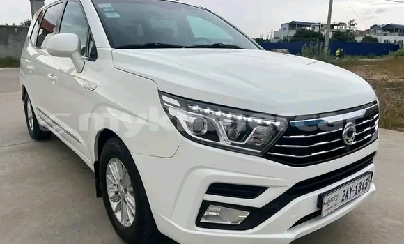 ទិញ បានប្រើ FORD MUSTANG White ឡាន} ក្នុង Chbar Mon ក្នុង Kampong Speu Province ទិញ បានប្រើ FORD MUSTANG White ឡាន} ក្នុង Chbar Mon ក្នុង Kampong Speu Province