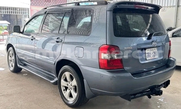 Acheter Occasion Voiture Toyota Highlander Autre à Chbar Mon, Kampong Speu Province Acheter Occasion Voiture Toyota Highlander Autre à Chbar Mon, Kampong Speu Province