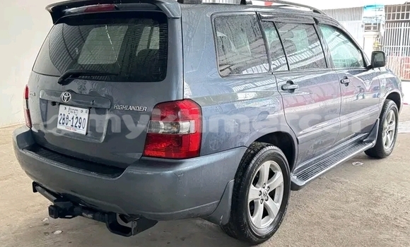 Acheter Occasion Voiture Toyota Highlander Autre à Chbar Mon, Kampong Speu Province Acheter Occasion Voiture Toyota Highlander Autre à Chbar Mon, Kampong Speu Province