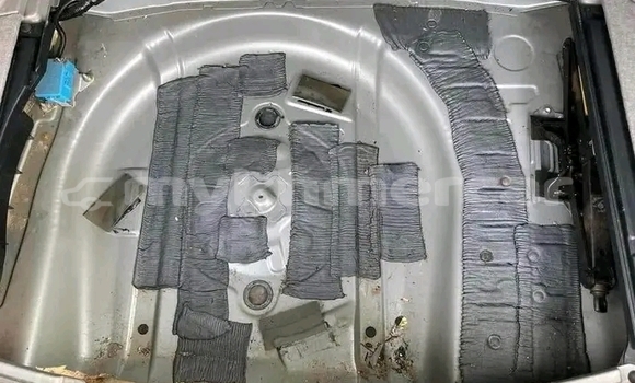 Acheter Occasion Voiture Toyota Highlander Blanc à Chbar Mon, Kampong Speu Province Acheter Occasion Voiture Toyota Highlander Blanc à Chbar Mon, Kampong Speu Province