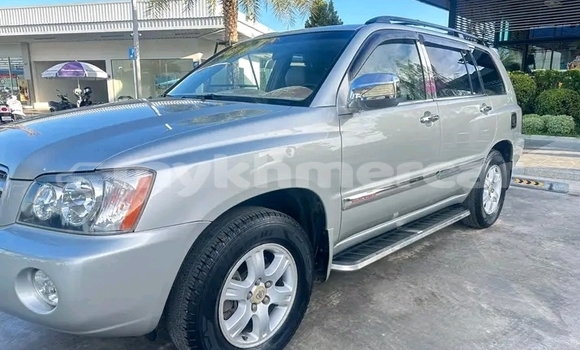 Acheter Occasion Voiture Toyota Highlander Autre à Chbar Mon, Kampong Speu Province Acheter Occasion Voiture Toyota Highlander Autre à Chbar Mon, Kampong Speu Province