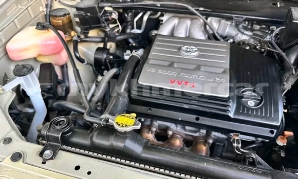 Acheter Occasion Voiture Toyota Highlander Autre à Chbar Mon, Kampong Speu Province Acheter Occasion Voiture Toyota Highlander Autre à Chbar Mon, Kampong Speu Province