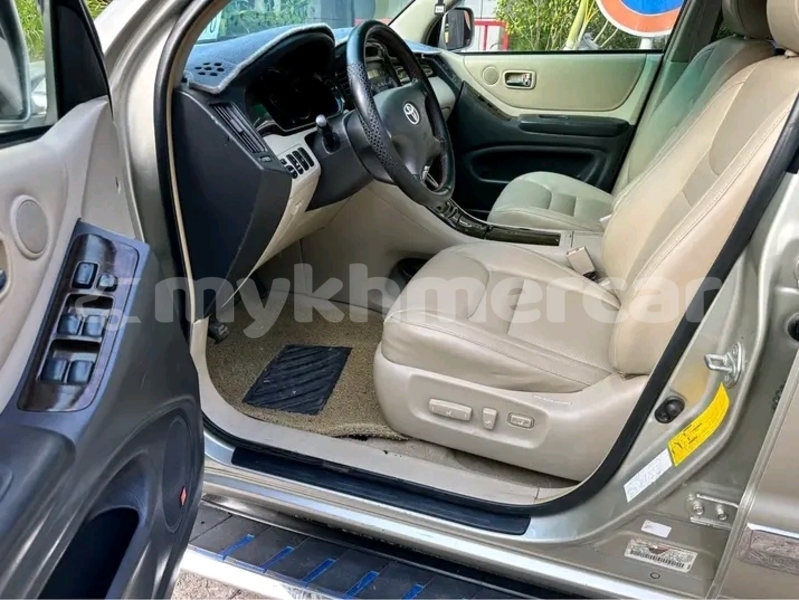 Big with watermark toyota highlander kampong speu province chbar mon 8502