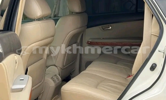 ទិញ បានប្រើ Lexus NX White ឡាន} ក្នុង Chbar Mon ក្នុង Kampong Speu Province ទិញ បានប្រើ Lexus NX White ឡាន} ក្នុង Chbar Mon ក្នុង Kampong Speu Province