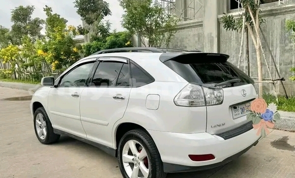 ទិញ បានប្រើ Lexus RX 330 White ឡាន} ក្នុង Chbar Mon ក្នុង Kampong Speu Province ទិញ បានប្រើ Lexus RX 330 White ឡាន} ក្នុង Chbar Mon ក្នុង Kampong Speu Province