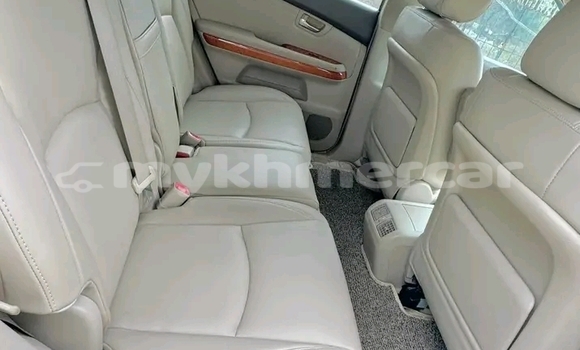 ទិញ បានប្រើ Lexus RX 330 White ឡាន} ក្នុង Chbar Mon ក្នុង Kampong Speu Province ទិញ បានប្រើ Lexus RX 330 White ឡាន} ក្នុង Chbar Mon ក្នុង Kampong Speu Province