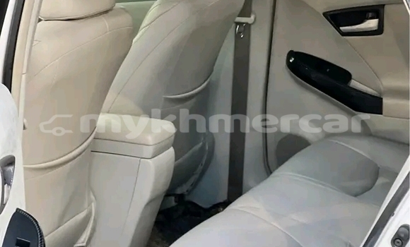 ទិញ បានប្រើ Toyota Prius White ឡាន} ក្នុង Chbar Mon ក្នុង Kampong Speu Province ទិញ បានប្រើ Toyota Prius White ឡាន} ក្នុង Chbar Mon ក្នុង Kampong Speu Province