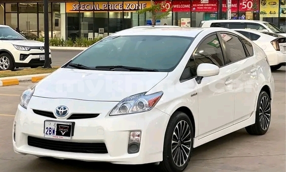 ទិញ បានប្រើ Toyota Prius White ឡាន} ក្នុង Chbar Mon ក្នុង Kampong Speu Province ទិញ បានប្រើ Toyota Prius White ឡាន} ក្នុង Chbar Mon ក្នុង Kampong Speu Province