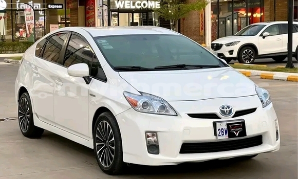 ទិញ បានប្រើ Toyota Prius White ឡាន} ក្នុង Chbar Mon ក្នុង Kampong Speu Province ទិញ បានប្រើ Toyota Prius White ឡាន} ក្នុង Chbar Mon ក្នុង Kampong Speu Province