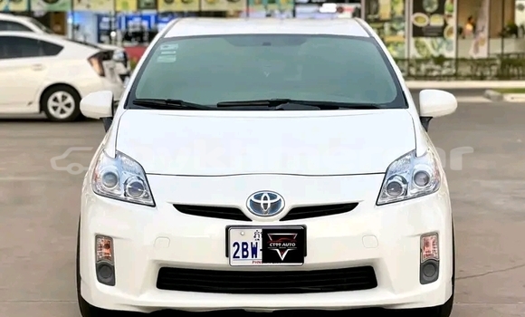 ទិញ បានប្រើ Toyota Prius White ឡាន} ក្នុង Chbar Mon ក្នុង Kampong Speu Province ទិញ បានប្រើ Toyota Prius White ឡាន} ក្នុង Chbar Mon ក្នុង Kampong Speu Province