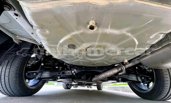 Acheter Occasion Voiture Lexus HS Blanc à Kratié, Kratie Province Acheter Occasion Voiture Lexus HS Blanc à Kratié, Kratie Province