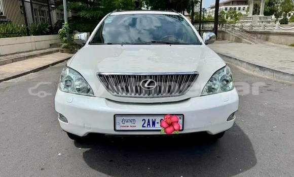 ទិញ បានប្រើ Lexus RX 300 White ឡាន} ក្នុង Chbar Mon ក្នុង Kampong Speu Province ទិញ បានប្រើ Lexus RX 300 White ឡាន} ក្នុង Chbar Mon ក្នុង Kampong Speu Province