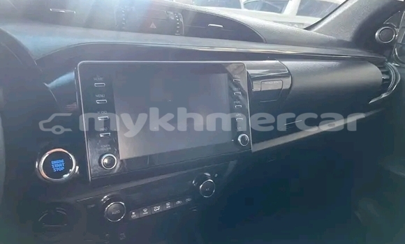 Acheter Occasion Voiture Toyota Rush Blanc à Chbar Mon, Kampong Speu Province Acheter Occasion Voiture Toyota Rush Blanc à Chbar Mon, Kampong Speu Province