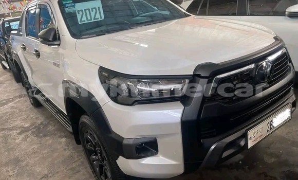 Acheter Occasion Voiture Toyota Rush Blanc à Chbar Mon, Kampong Speu Province Acheter Occasion Voiture Toyota Rush Blanc à Chbar Mon, Kampong Speu Province