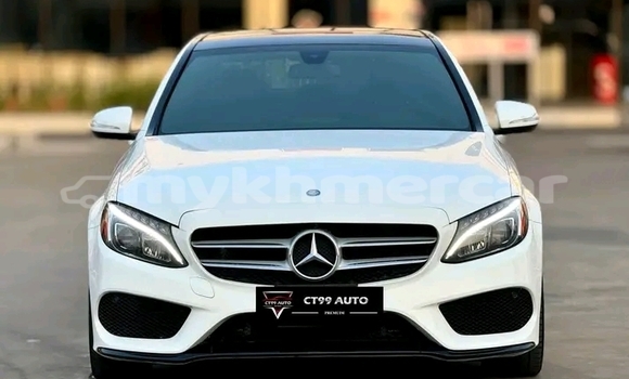 Acheter Occasion Voiture Mercedes-Benz C-klasse Blanc à Chbar Mon, Kampong Speu Province Acheter Occasion Voiture Mercedes-Benz C-klasse Blanc à Chbar Mon, Kampong Speu Province