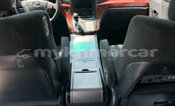 Buy Used Toyota Alphard Black Car in Cheom Ksan in Preah Vihear Province Buy Used Toyota Alphard Black Car in Cheom Ksan in Preah Vihear Province