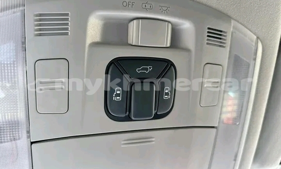 Buy Used Toyota Alphard Black Car in Cheom Ksan in Preah Vihear Province Buy Used Toyota Alphard Black Car in Cheom Ksan in Preah Vihear Province