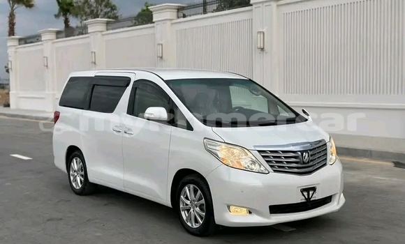 Buy Used Toyota Alphard White Car in Cheom Ksan in Preah Vihear Province Buy Used Toyota Alphard White Car in Cheom Ksan in Preah Vihear Province