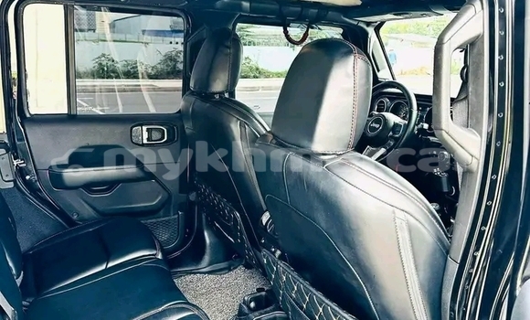 Buy Used Jeep Wrangler Black Car in Cheom Ksan in Preah Vihear Province Buy Used Jeep Wrangler Black Car in Cheom Ksan in Preah Vihear Province