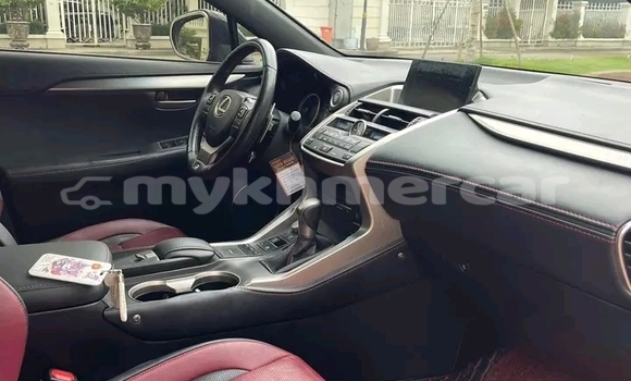 Acheter Occasion Voiture Lexus NX Noir à Chbar Mon, Kampong Speu Province Acheter Occasion Voiture Lexus NX Noir à Chbar Mon, Kampong Speu Province