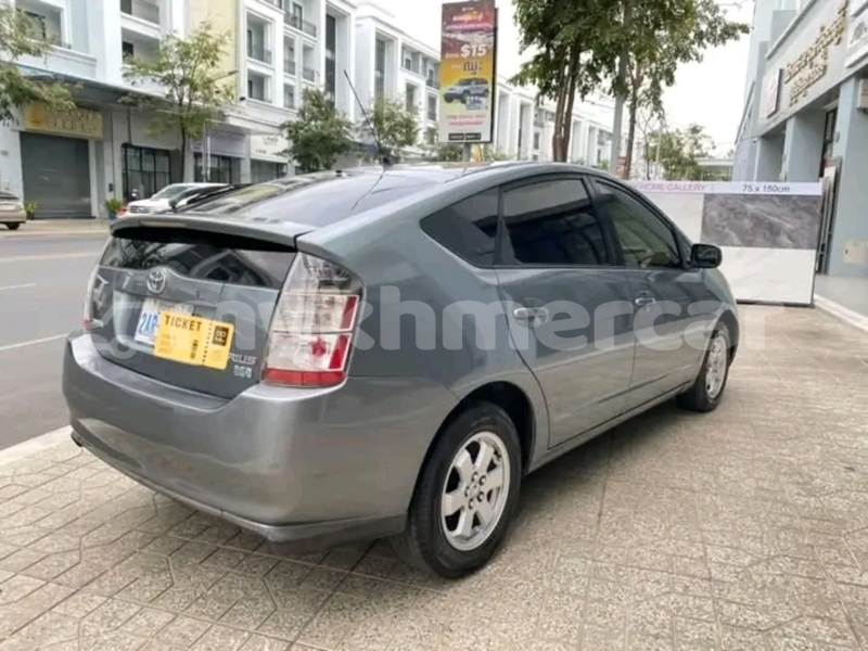 Big with watermark toyota prius kampong speu province chbar mon 8571