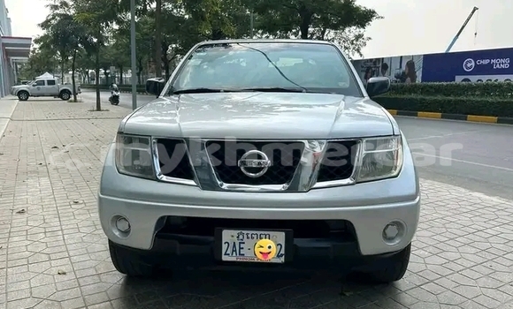 Buy Used Nissan Frontier Black Car in Chbar Mon in Kampong Speu Province Buy Used Nissan Frontier Black Car in Chbar Mon in Kampong Speu Province