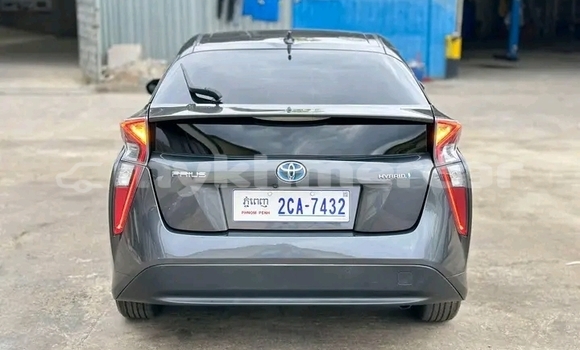 Buy Used Toyota Prius Other Car in Chbar Mon in Kampong Speu Province Buy Used Toyota Prius Other Car in Chbar Mon in Kampong Speu Province